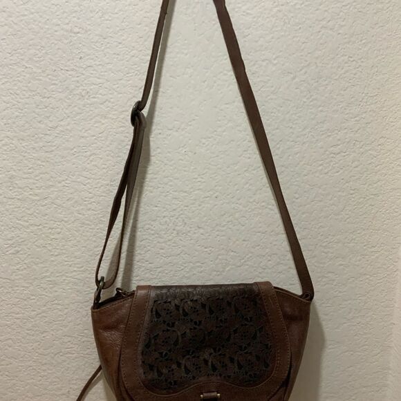 Velez Genuine Leather Crossbody Zipper Flap-over Bag cut out floral - Picture 1 of 16